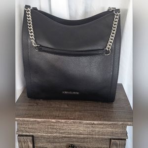 Michael Kors NWOT never worn  blk tote bag with silver chains
